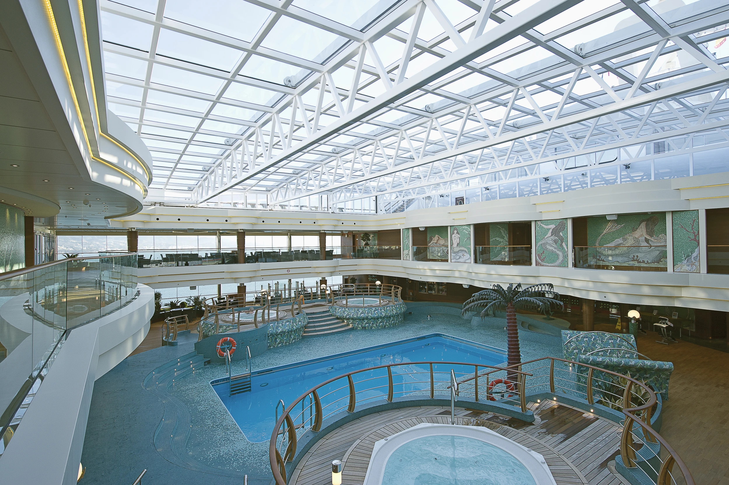 MSC Divina